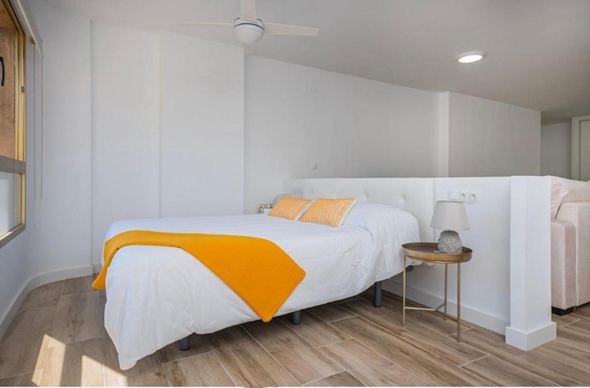 Vive La Vila Cozy Apartment By The Beach 빌라조요사 외부 사진